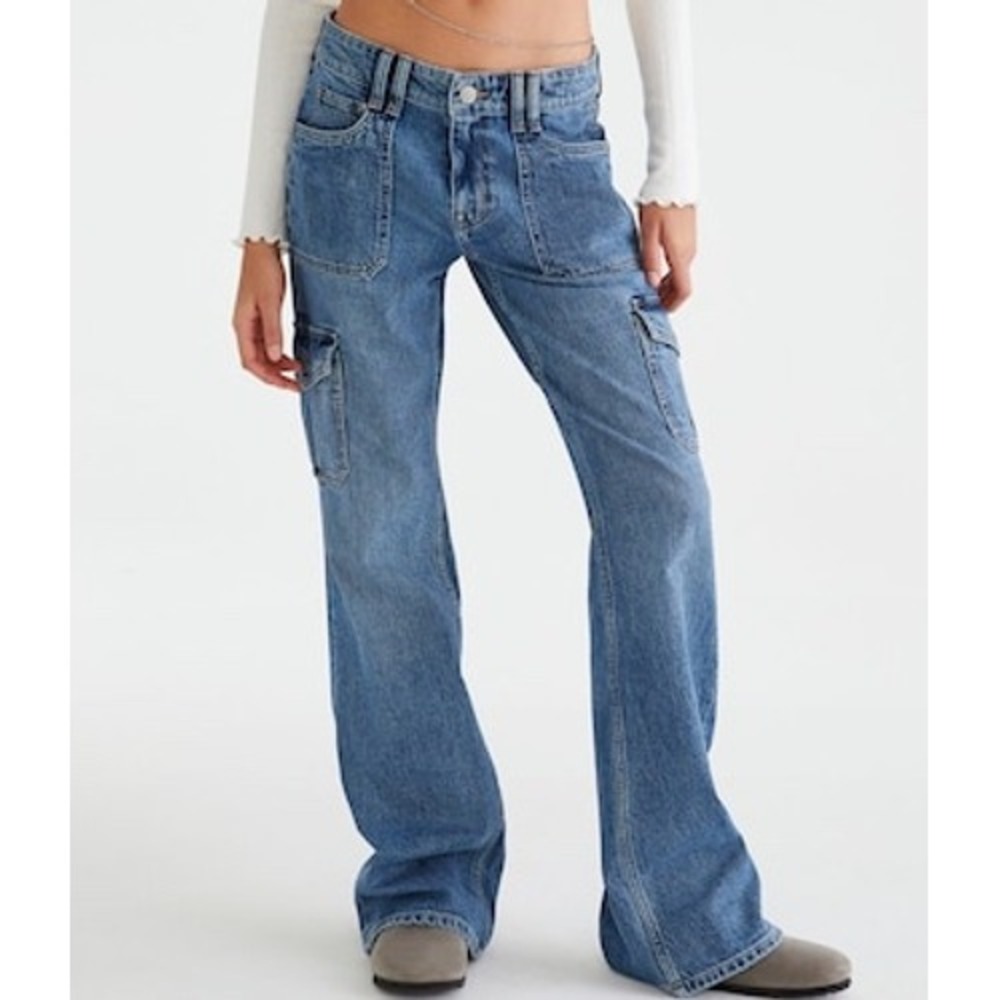 Aeropostale Mid Rise Flare Cargo Jeans Womens 2R Blue EUC Utility Y2K Style
